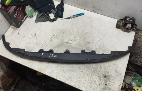 Volkswagen Eos Front bumper lip 1Q0805915 M5922