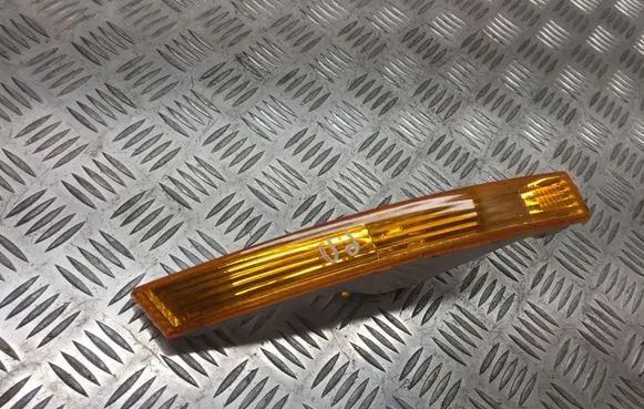 Volkswagen PASSAT B6 Front indicator light 05322852