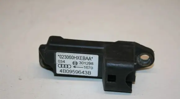 Audi A6 S6 C5 4B Airbag deployment crash/impact sensor 4B0959643B 301298 023060HXEBAA