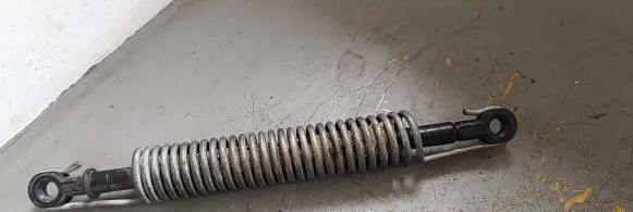 BMW 5 E60 E61 Tailgate/trunk/boot tension spring 7141490