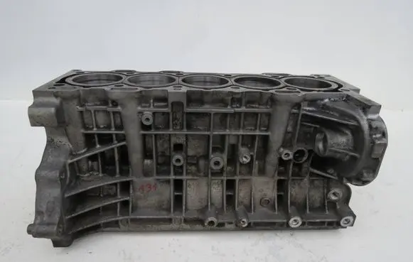 Volvo XC70 Engine 30677367