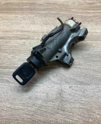 Audi A4 S4 B5 8D Ignition lock 4D0905851A withkey
