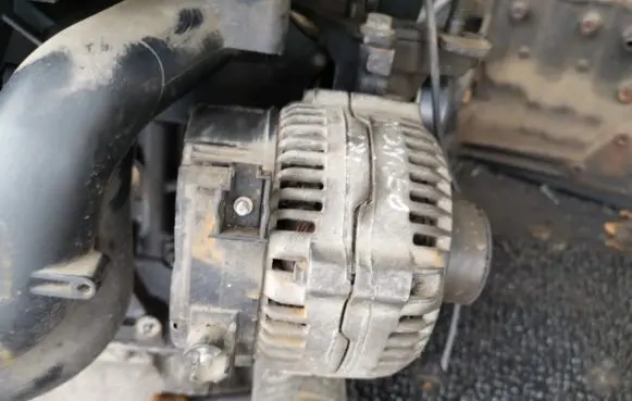 Ford Mondeo MK I Generator/alternator 0123212001 93BB10300AE