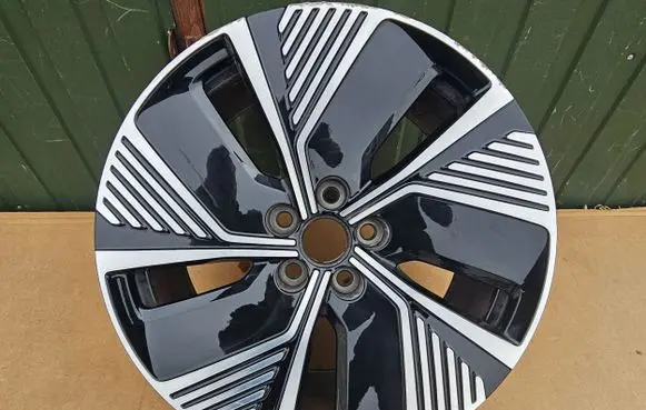 Audi A5 8T 8F R20 alloy rim 9JX20