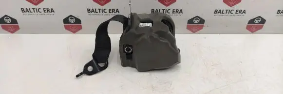 BMW i4 Rear seatbelt 648803400 290923 2806P1004023