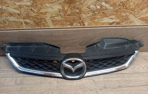 Mazda 5 Front grill C23550711