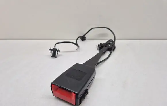 Audi A4 S4 B8 8K Front seatbelt buckle 8K0857755F