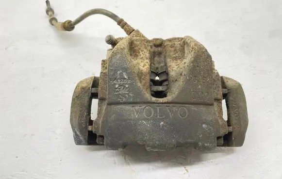 Volvo XC60 Front brake caliper