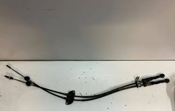 Mazda CX-3 Gear shift cable linkage 