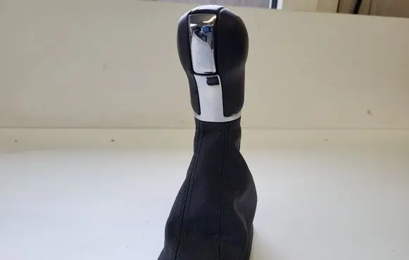 Seat Toledo IV (NH) Gear lever shifter trim leather/knob