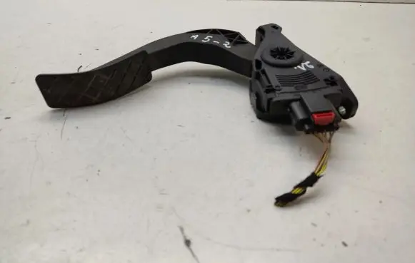 Audi A5 8T 8F Accelerator throttle pedal 8K1723523 8K0973706
