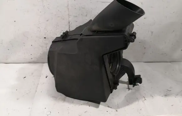 Ford C-MAX II Air filter box AV619600BG 72344994 BV619C679CB