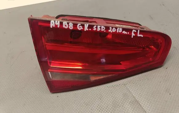 Audi A4 S4 B8 8K Tailgate rear/tail lights 01091501