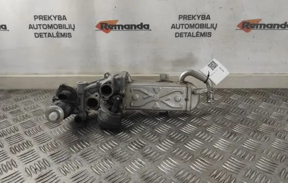 Skoda Superb B6 (3T) EGR valve cooler 03L131512BL