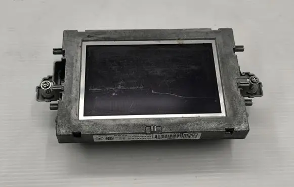 Mercedes-Benz E W212 Screen/display/small screen A2129004900
