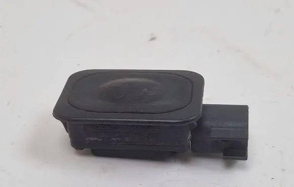 Jaguar XF X250 Tailgate opening switch 1L2T14K147AA