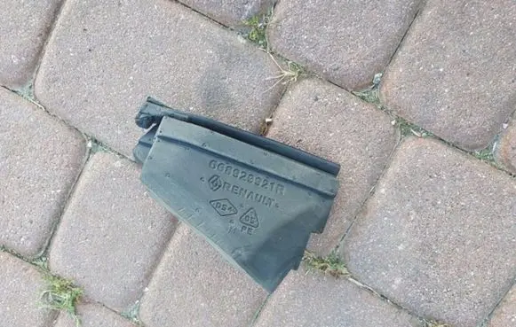 Fender foam support/seal