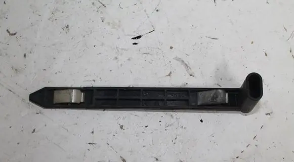 Volvo XC60 Headlight/headlamp mounting bracket 30763154