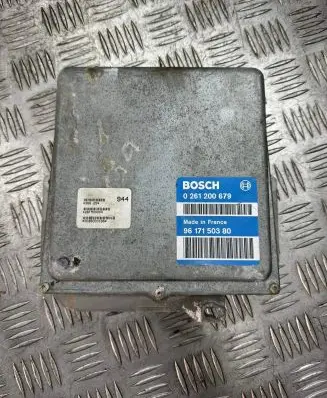 Citroen C3 Engine control unit/module 0261200679 9617150380