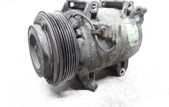 Volvo XC90 Air conditioning (A/C) compressor (pump) 30761388