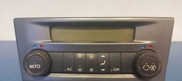 Renault Laguna II Climate control unit 8200264424B