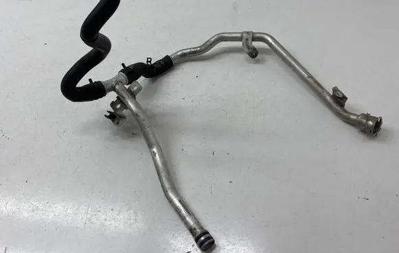Porsche Panamera (970) Engine coolant pipe/hose 94610606921 085002906 00000017