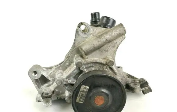 Mini Cooper Countryman R60 Water pump 7823008 782300803 105774