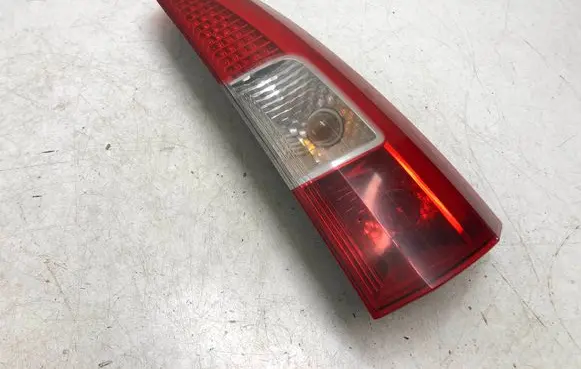 Volvo V70 Rear/tail lights 160986