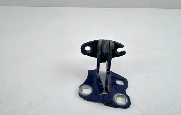 Tesla Model 3 Rear door lower hinge AC46571