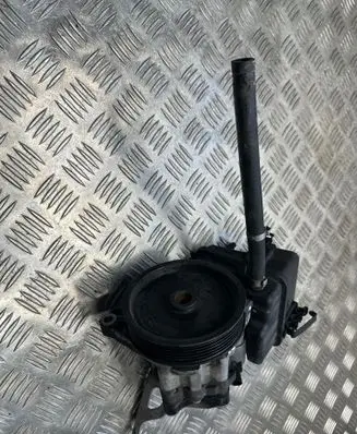 Mercedes-Benz C W204 Power steering pump A0064661501 7693900509