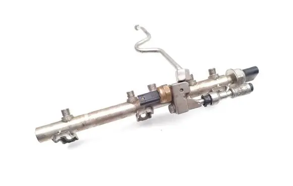 BMW 1 E81 E87 Fuel main line pipe 7537319 7562474