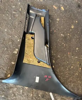 (B) pillar trim (bottom)