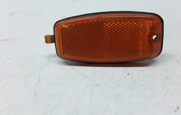 Hyundai Santa Fe Front fender indicator light