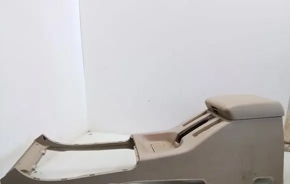 Nissan Terrano Other center console (tunnel) element