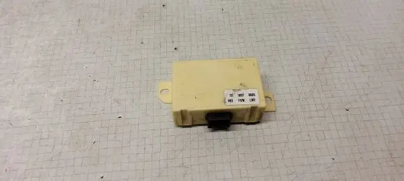 Audi A4 S4 B5 8D Immobilizer control unit/module 4A0953234F 7718970595 G750491E