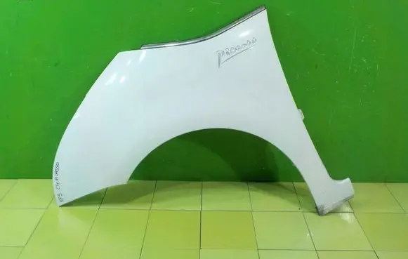 Citroen C4 Grand Picasso Fender PRZOD LEWY