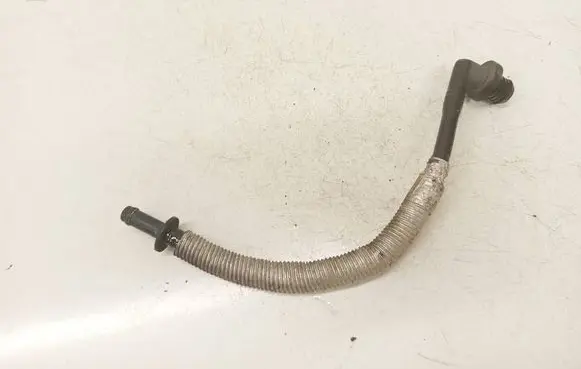 Toyota Avensis T250 Fuel line/pipe/hose 
