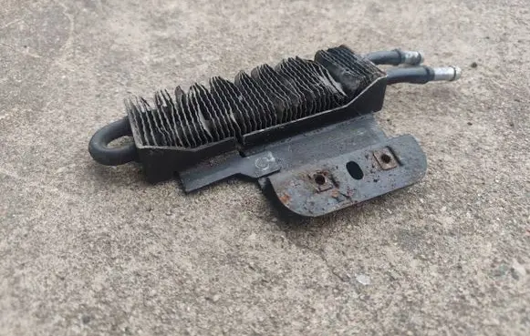 Chrysler Voyager Power steering radiator