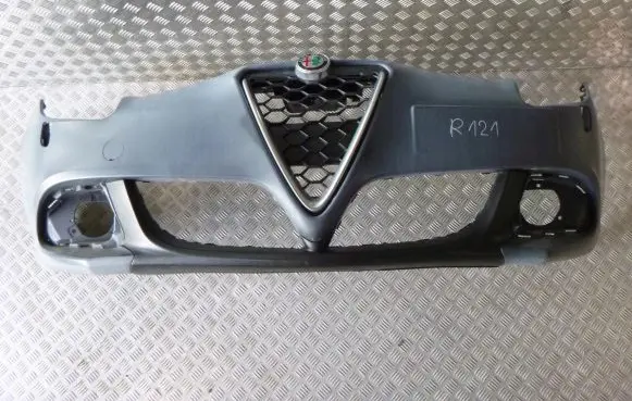 Alfa Romeo Giulietta Front bumper 50541741