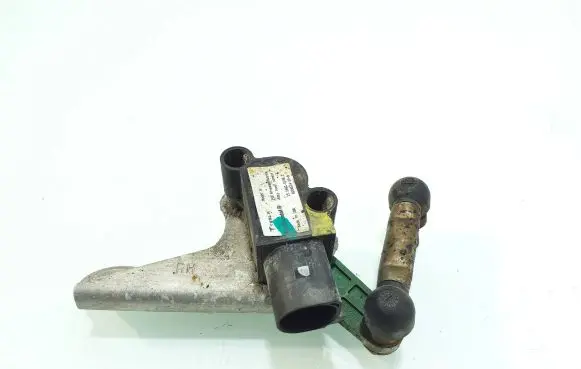 Tesla Model S Headlight/headlamp level sensor 600651400B