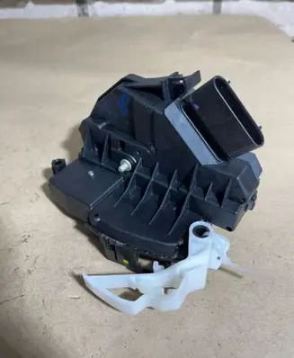 Ford Turneo Courier Front door lock 921760105 BM5AA21812BF