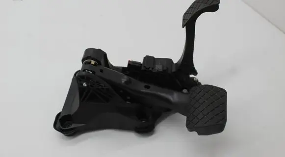 Volkswagen Polo VI Accelerator throttle pedal 2Q1723503