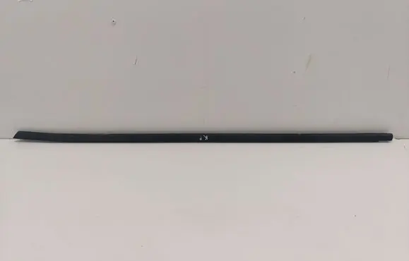 BMW 2 F46 Front door glass trim molding 7298823