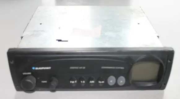 Mercedes-Benz E W124 Radio/CD/DVD/GPS head unit 7633755510