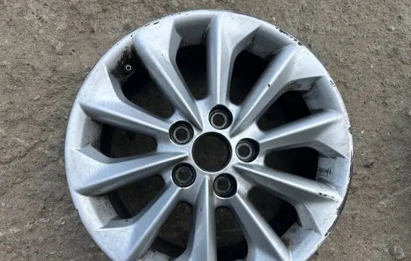 Toyota Corolla E210 E21 R16 alloy rim 4261102R10