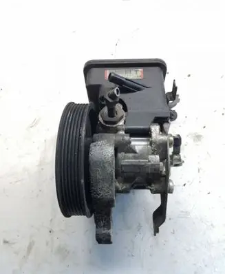 BMW 3 E46 Power steering pump 6756575