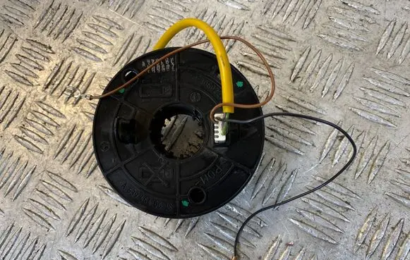 Mercedes-Benz Vito Viano W639 Airbag slip ring squib (SRS ring) A6394640618