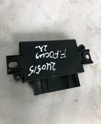 Ford Focus Parking PDC control unit/module Hu5t15k866c