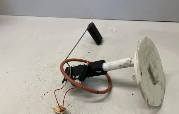 Volvo V60 Fuel level sensor 31274671