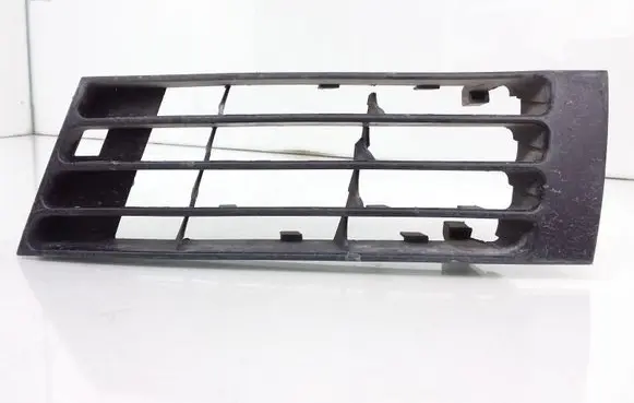 Audi A4 S4 B5 8D Front bumper lower grill 8D0807345AA